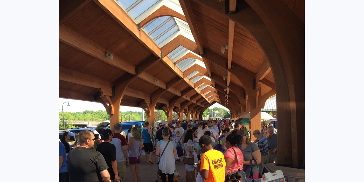 Eau Claire Downtown Farmers' Market