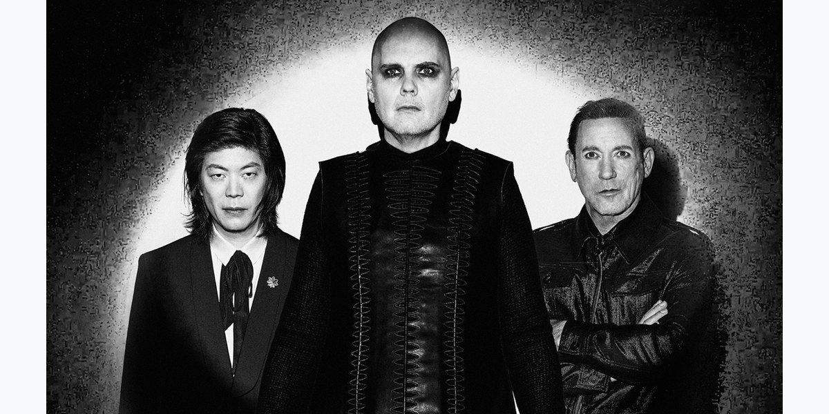 The Smashing Pumpkins: The Rats In A Cage Tour — crowd in Pittsburgh, PA