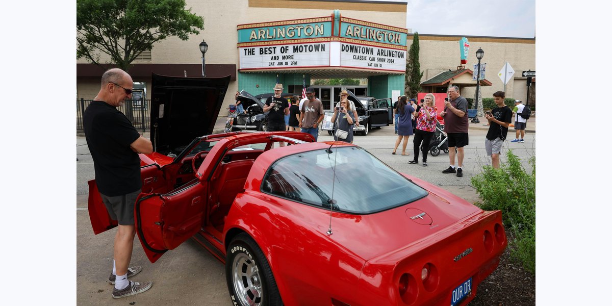 Car Show Registration photo in Arlington, TX, TX