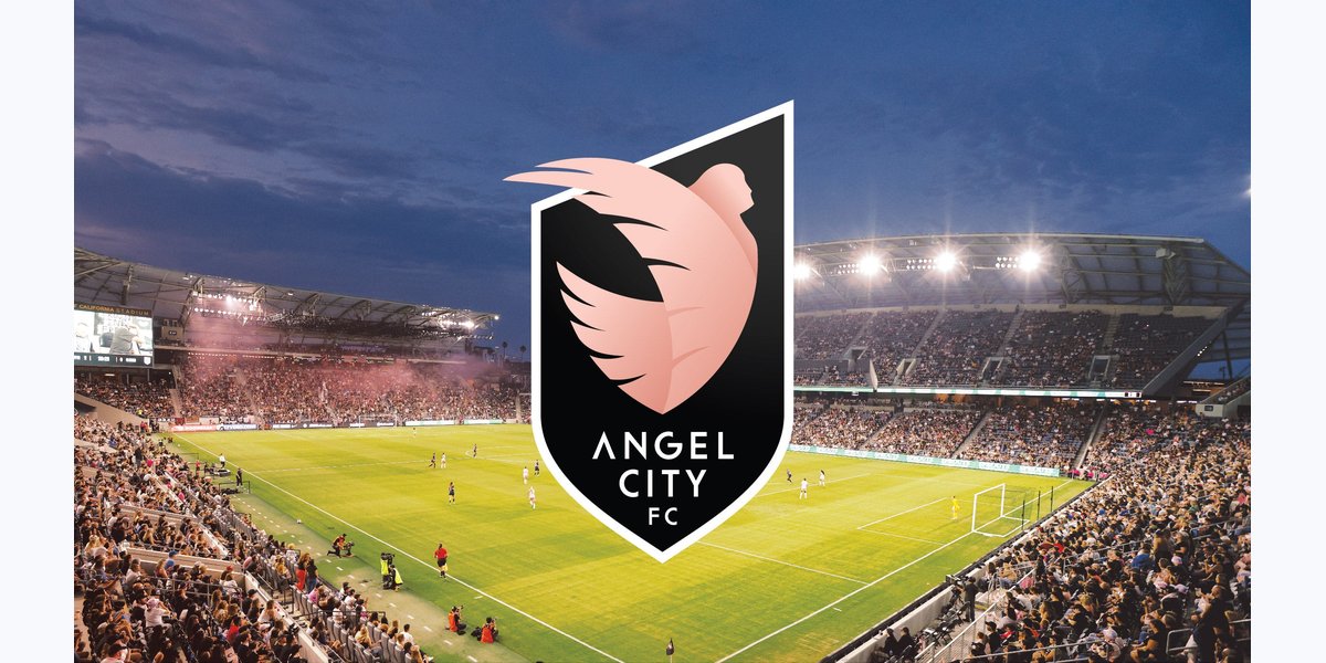 Angel City FC vs. Bay FC — crowd in Los Angeles, CA